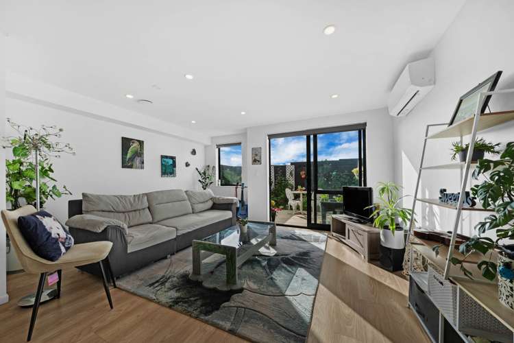 7/32B Westgate Drive Massey_2