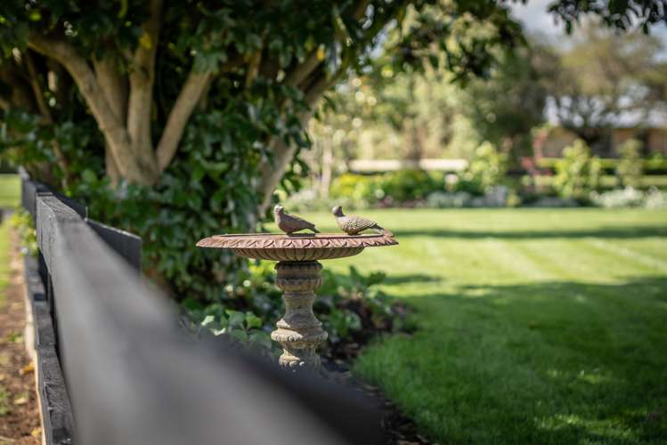 1 De La Mare Drive Leamington_17