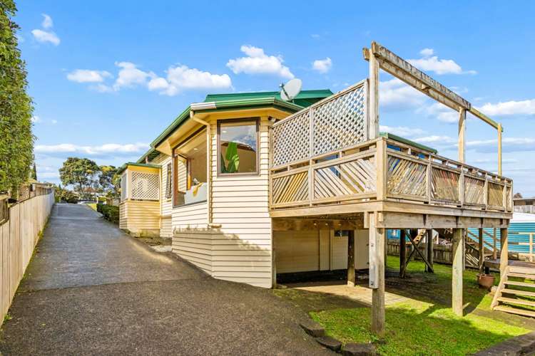 35 Staveley Avenue Hillsborough_13
