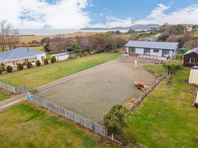 Hampden Near New Sea-side Retreat