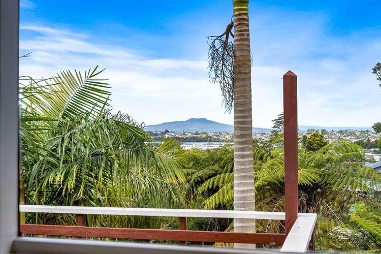 5 Odette Road Totara Vale_16