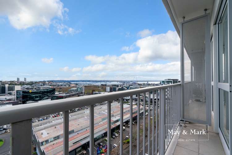 1135/72 Nelson Street Auckland Central_11