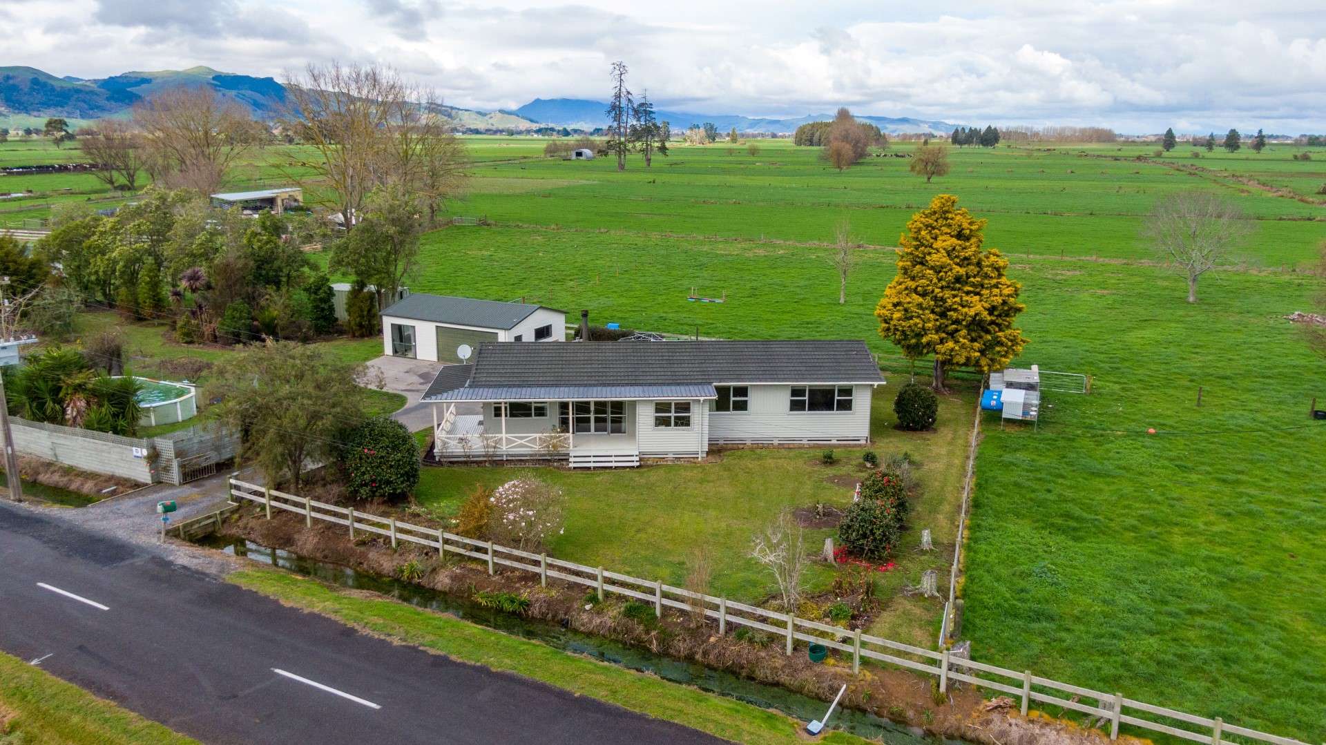 201 Robinson Road Paeroa_0