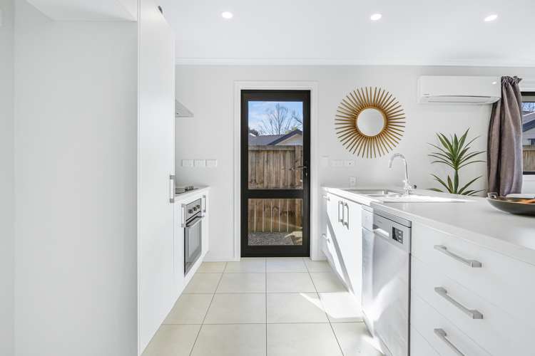 2/23 Montgomery Crescent Bader_5