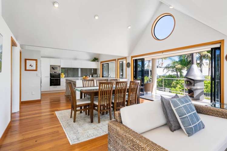 6 Vista Paku Pauanui_11