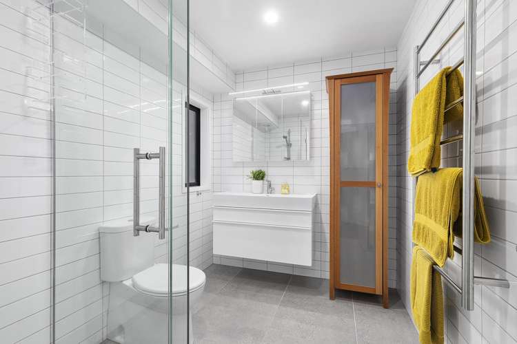 5 Inverell Way Seatoun_24