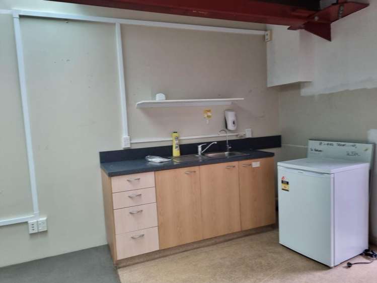 Whole rear building, 238 Thorndon Quay Thorndon_10