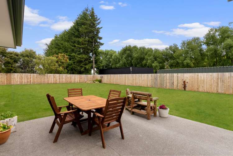 59 Graeme Foote Street Darfield_17