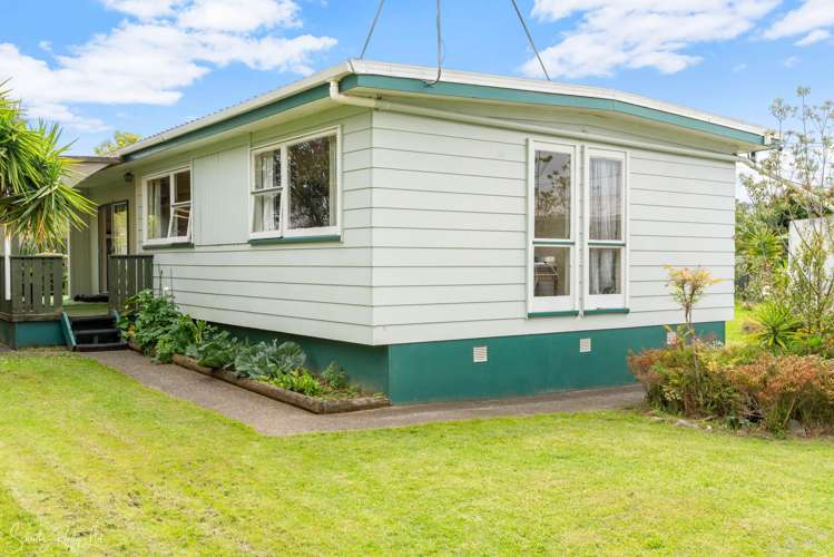 8 Depot Road Paparoa_24