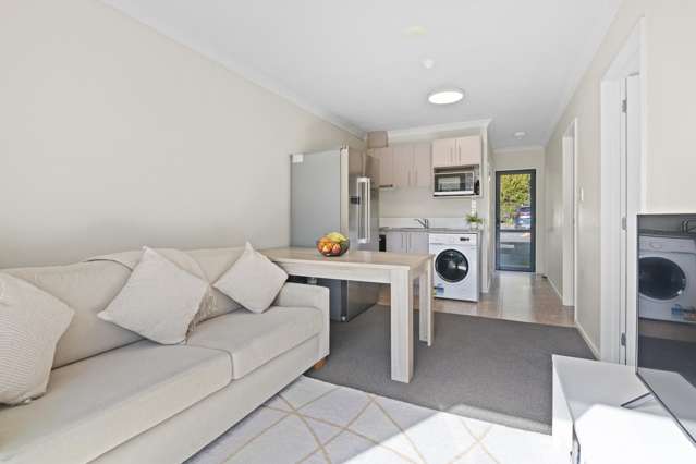 1e/25 Weranui Road Waiwera_1