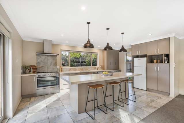 16 Bernice Crescent Yaldhurst_1