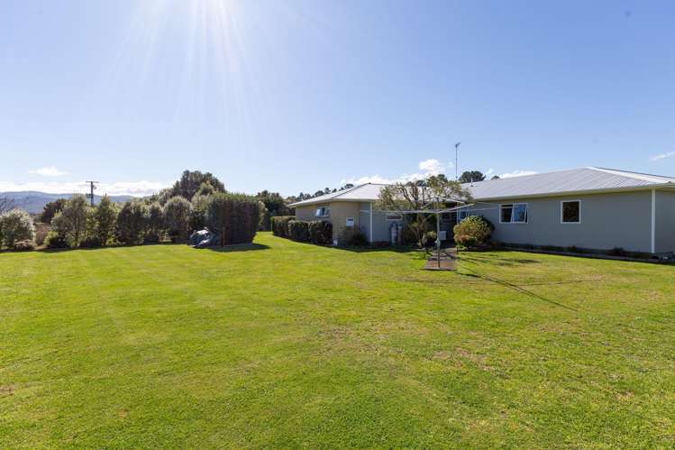 101 Lincoln Road Carterton_25