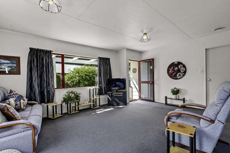 7 Ferndown Close Brookfield_1