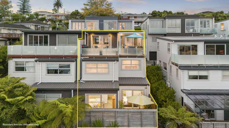 6/8 Wilk Lane Browns Bay_13