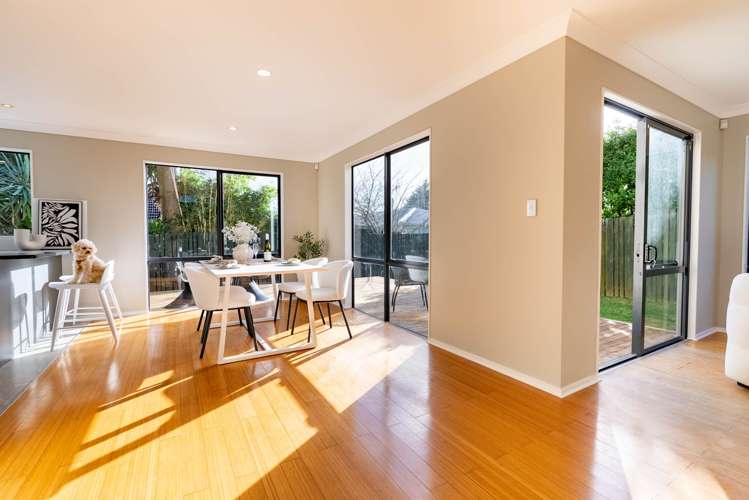 18A Enderby Drive Te Atatu Peninsula_5