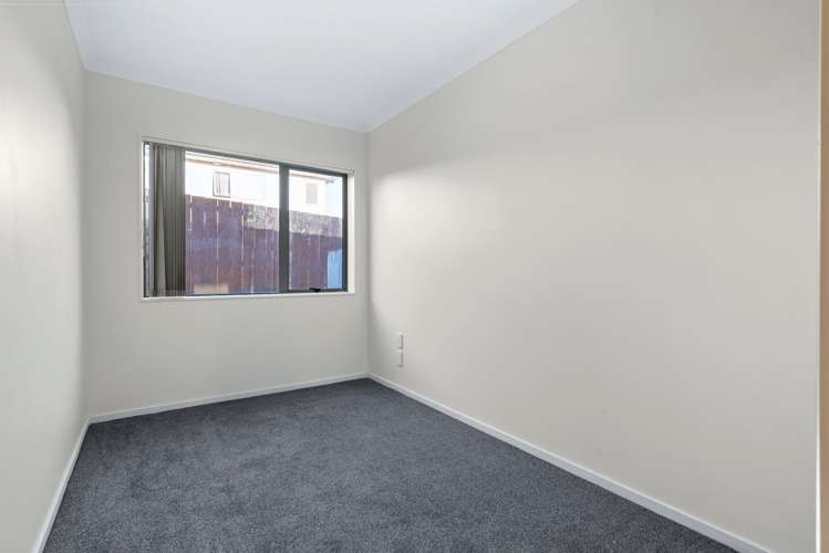 9 Staten Place Mangere_13