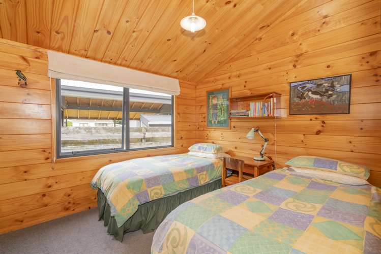 1233 Hikuai Settlement Road Pauanui_13