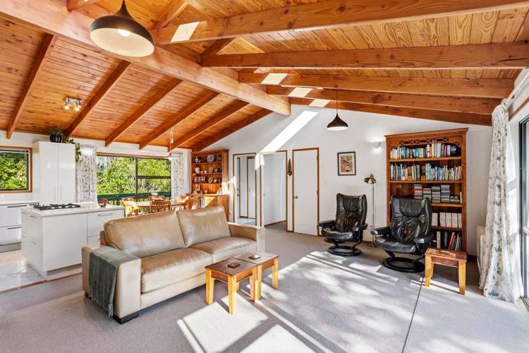 261 Konini Road Titirangi_8