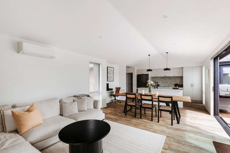 8 Twin Palm Lane Papamoa Beach_10