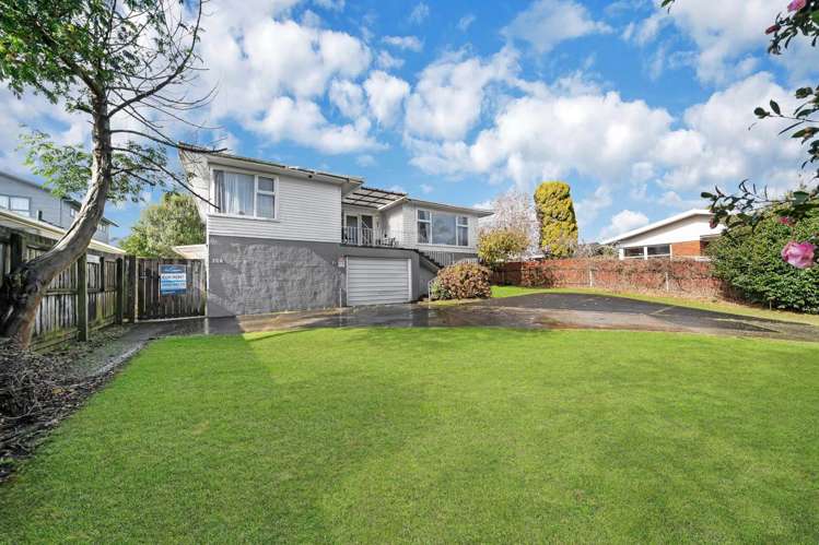 26 Ray Small Drive Papakura_9