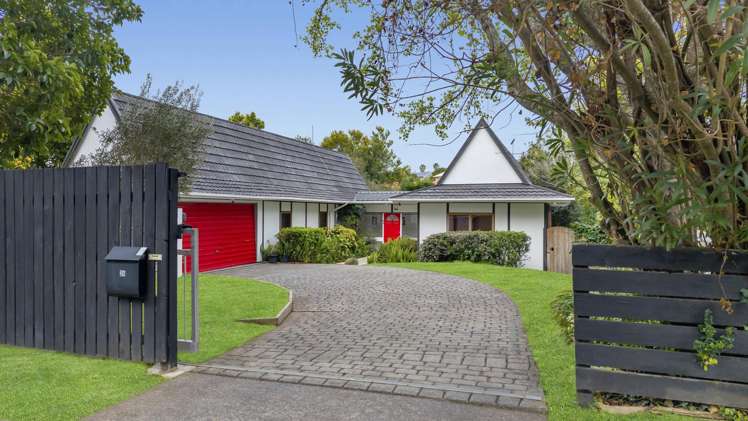 28 Mirrabooka Avenue Botany Downs_22