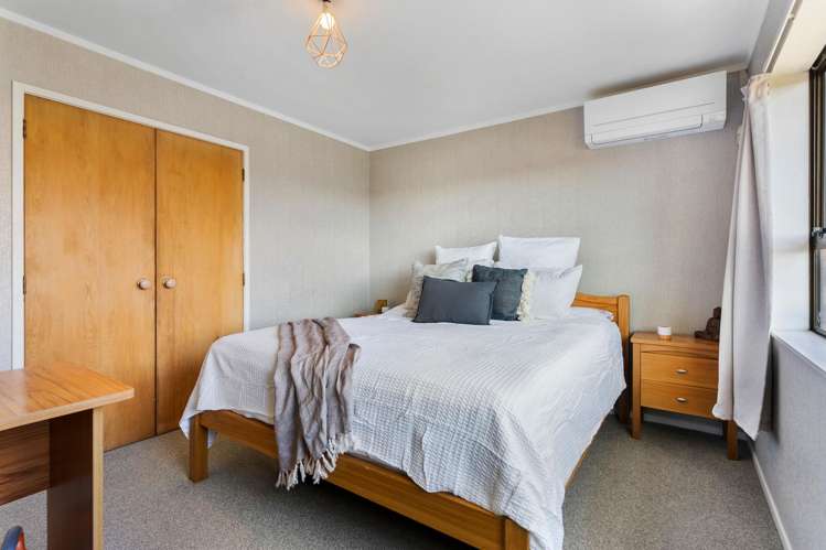 2/12 Petrel Place Massey_18