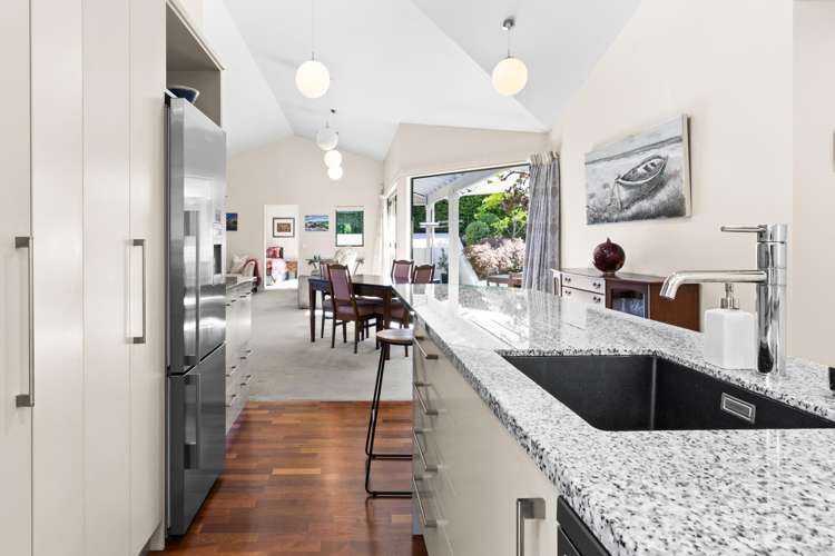 12 Laing Cove Havelock North_3