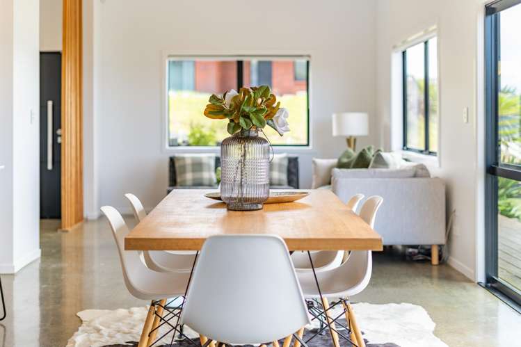 47 Percy Kinsman Crescent_5