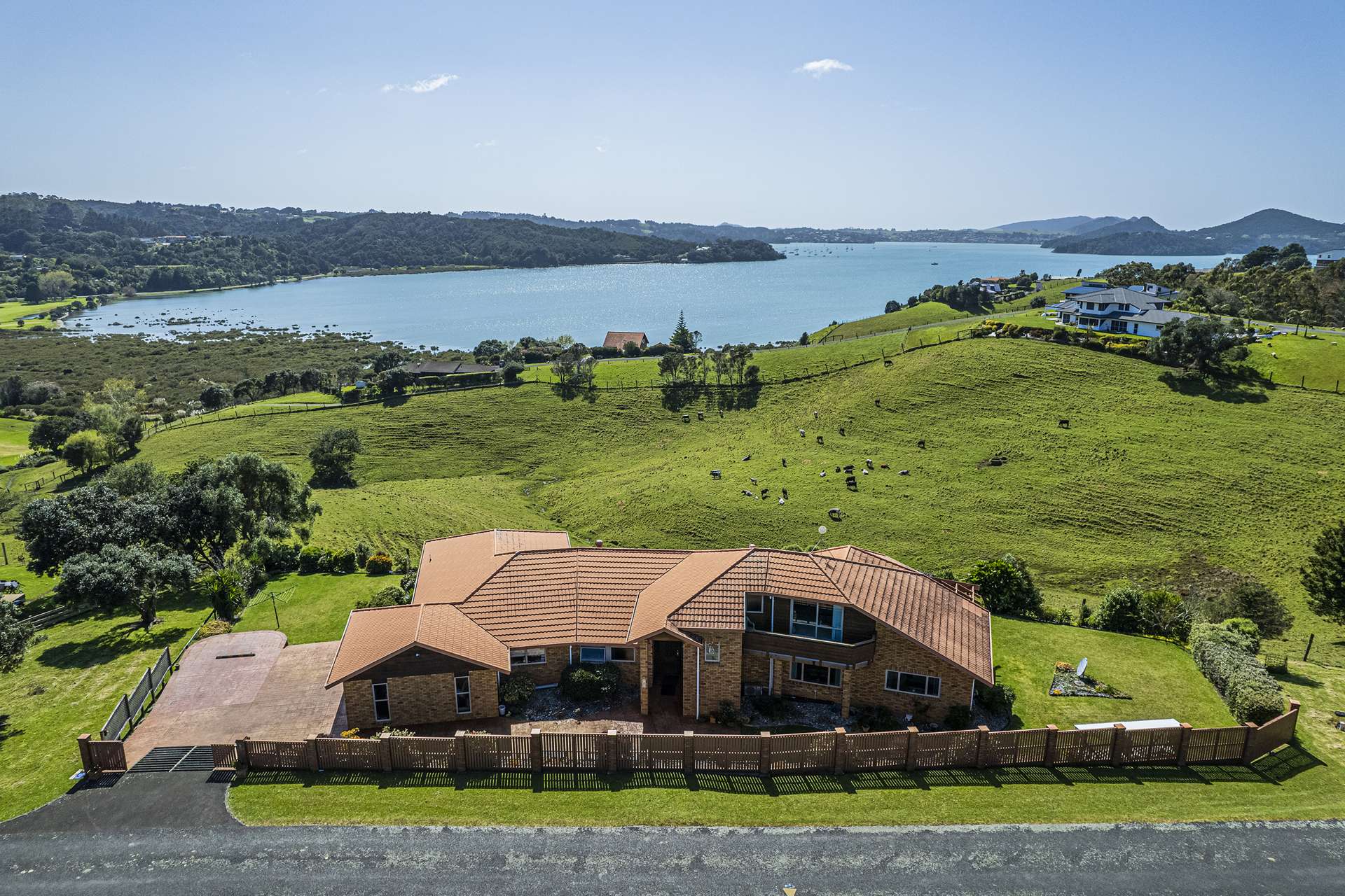 27 Headland Farm Park Tamaterau_0