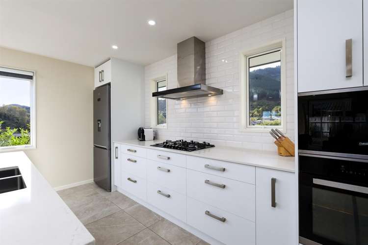 11 Elderberry Lane Stoke_14