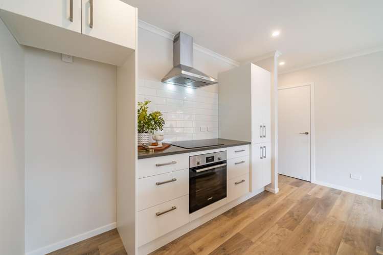 11A Hall Grove Ebdentown_8