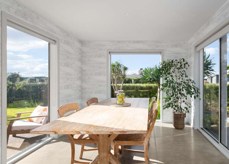 30 Surfers Avenue Waihi Beach_10