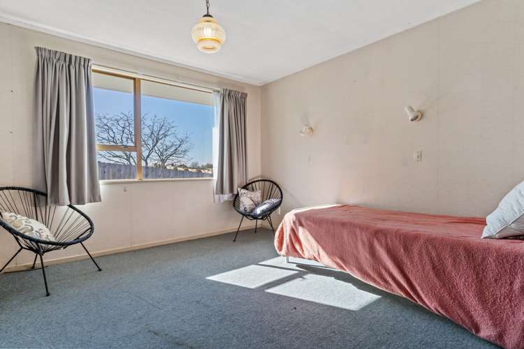 16a Highfield Crescent Brookfield_13