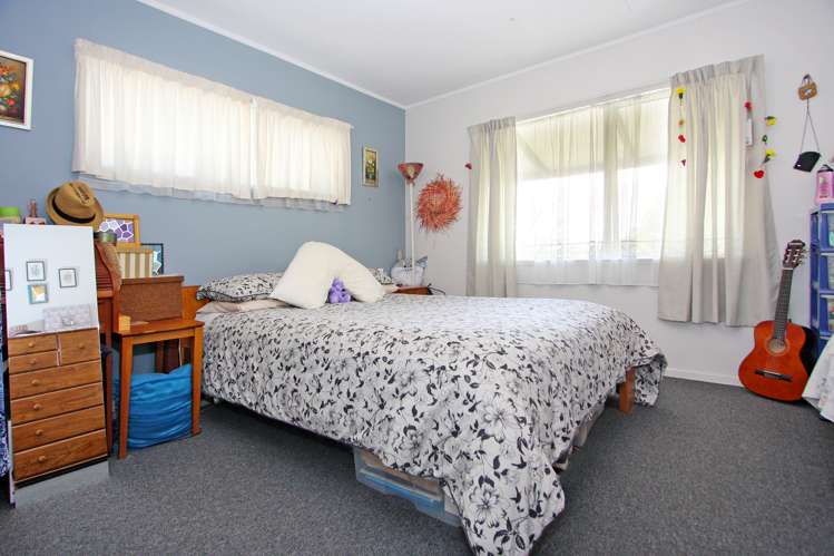 3 Banyan Drive Totara Heights_5
