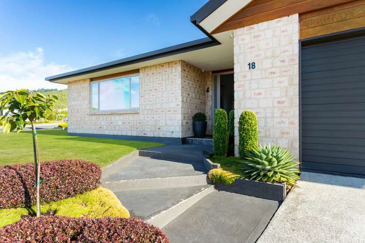 18 Mcewen Crescent Riverstone Terraces_13