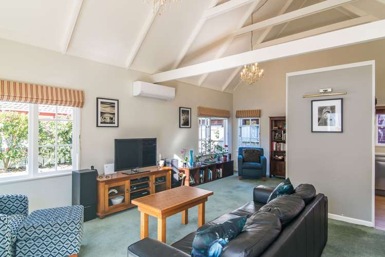 98 Weka Street Miramar_1