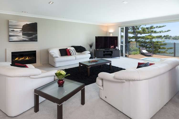 77 Fisher Parade Sunnyhills_8