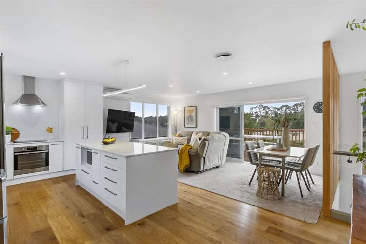 80 Vandeleur Avenue Birkdale_1