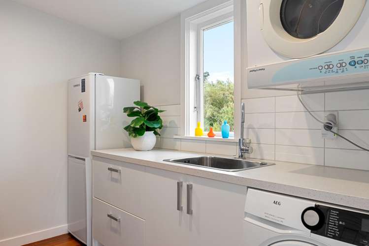 7 Joll Street Karori_21