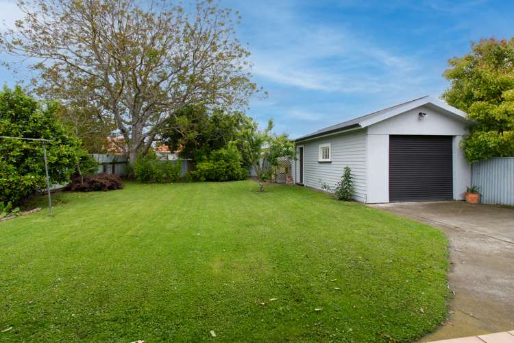 505 French Street Akina_13