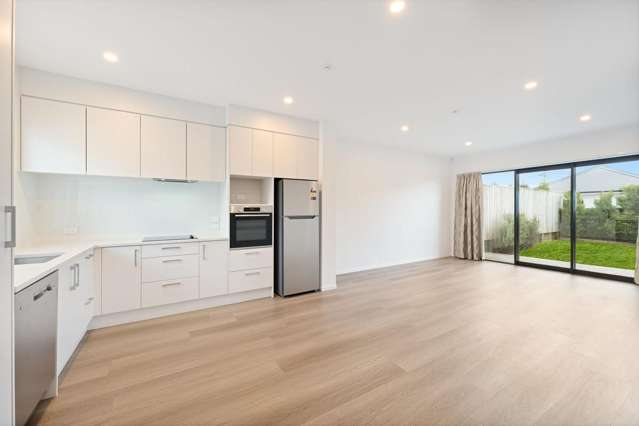 Modern 2-Bedroom Townhouse