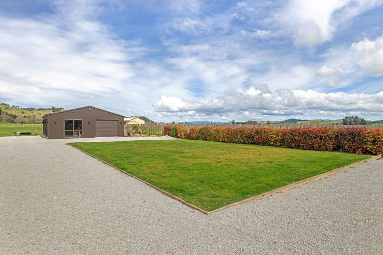 144 Ngakoroa Road Ormond_27