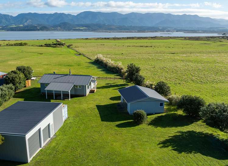 103 Lake Ferry Road Lake Ferry_3