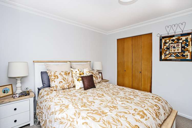 69 Racecourse Road Glengarry_17