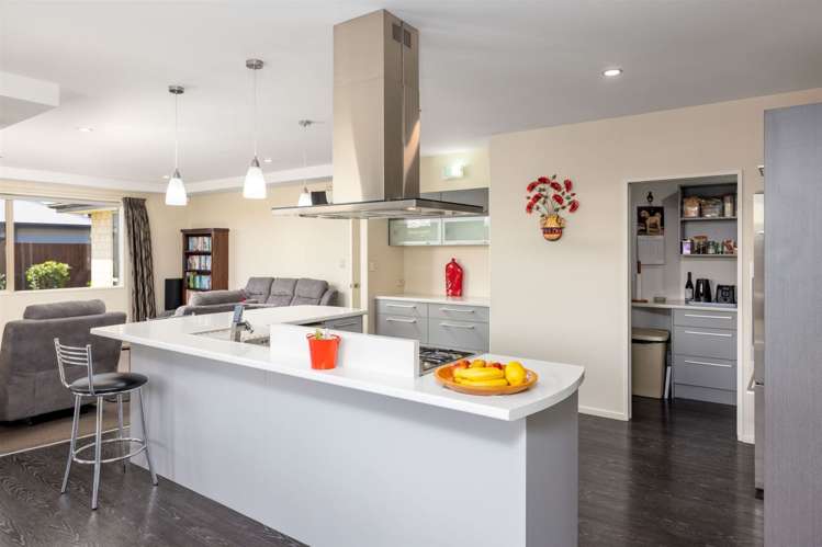 4 Mariposa Crescent Aidanfield_2