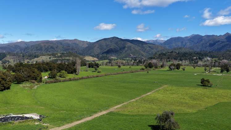 574 East Takaka Road East Takaka_20