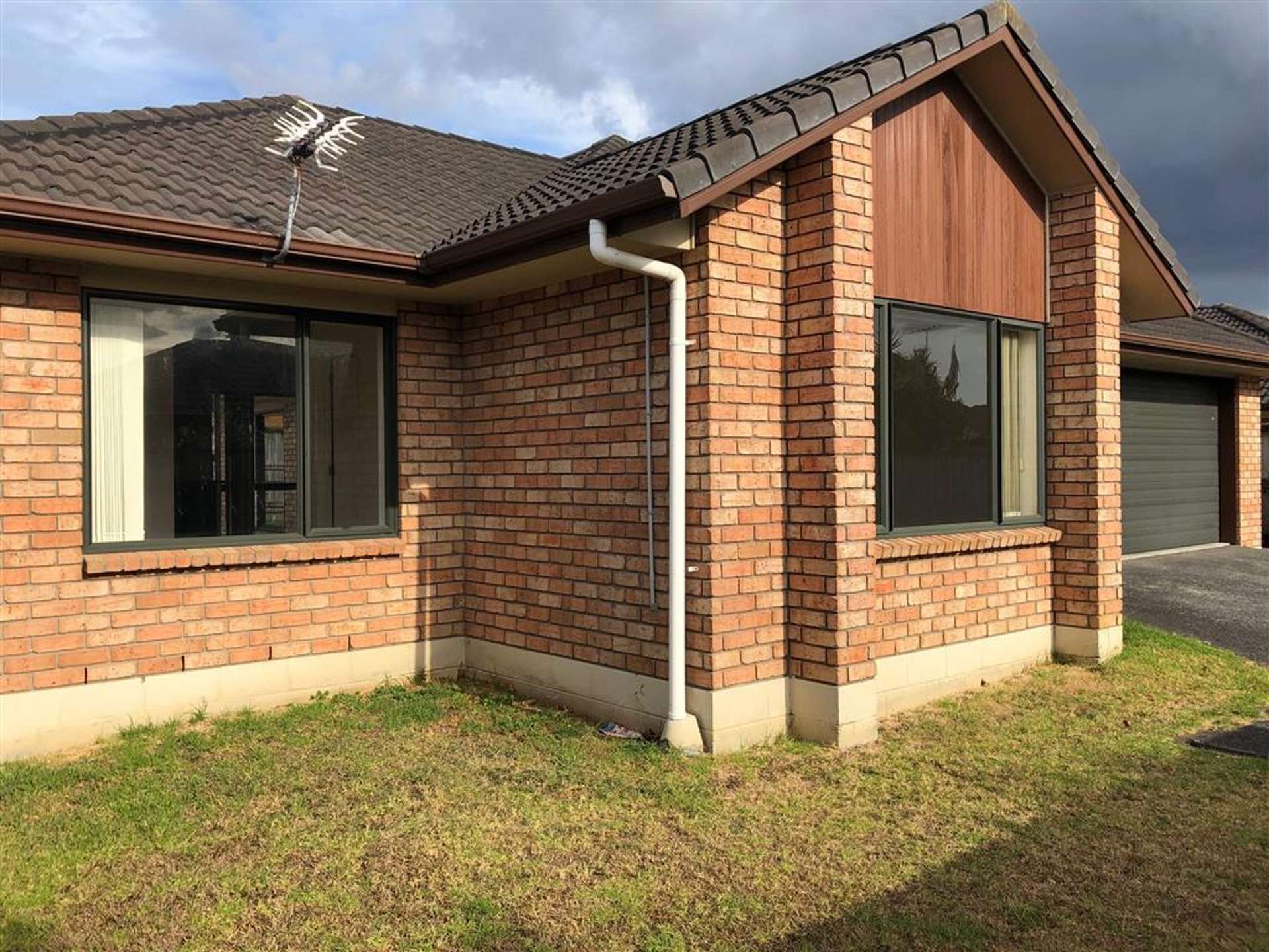 16 Erne Crescent East Tamaki_0