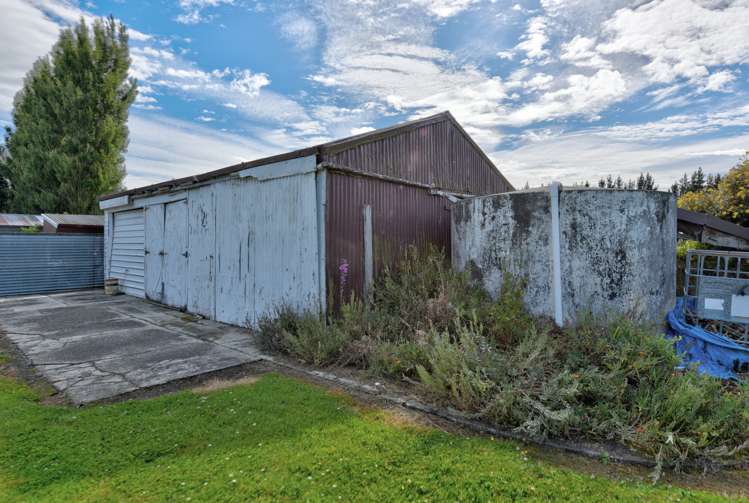 129 Seaward Road Edendale_18