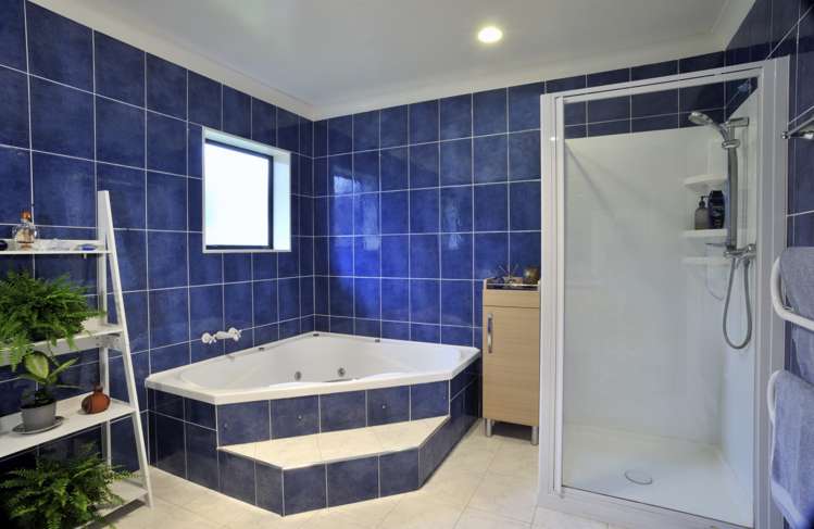 99 Basley Road Owhata_14