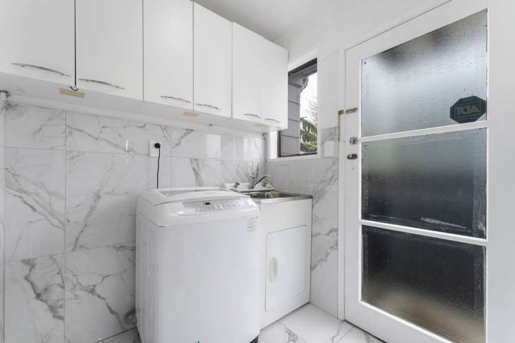 106 Bruce McLaren Road Henderson_12